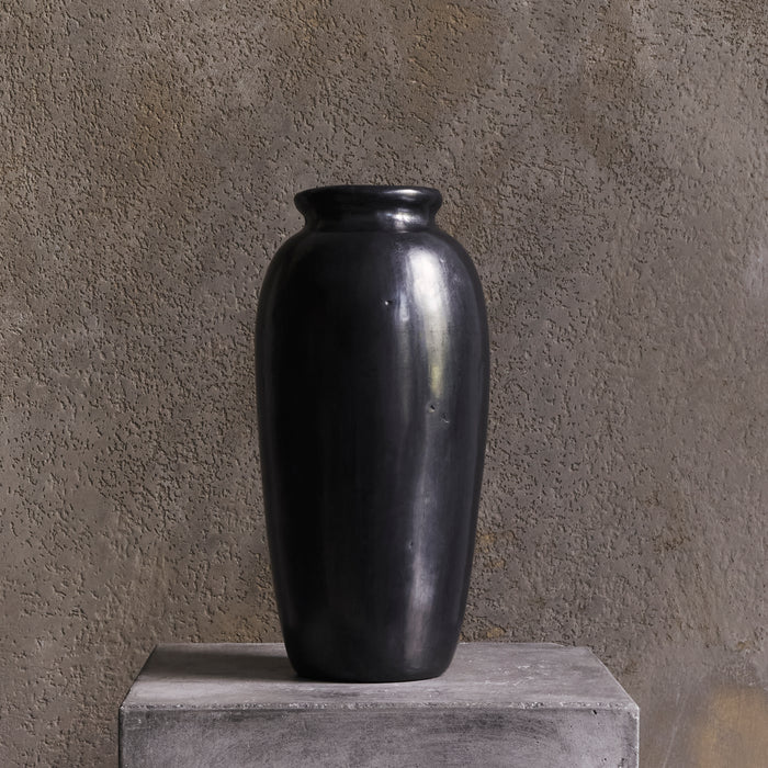 Botellita Barro Negro Vase